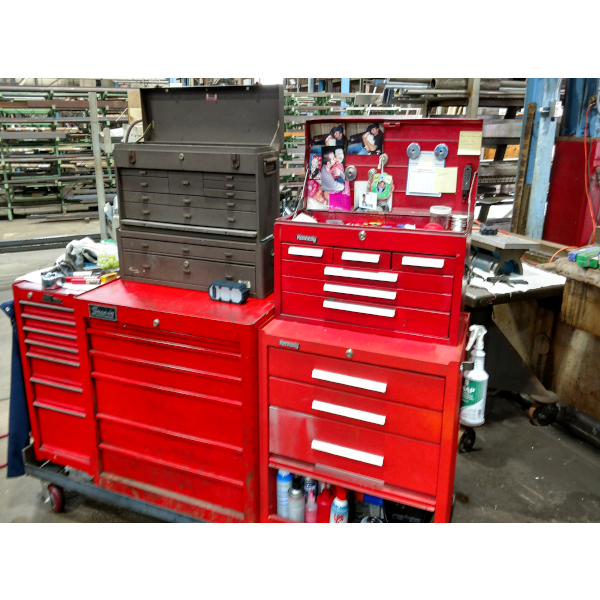 Rollaway Kennedy Tool Box for Sale in Edgewood, WA - OfferUp